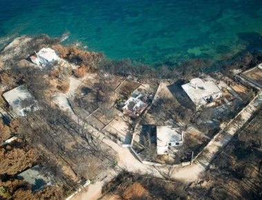 FT: «Η οργή των πολιτών για το Μάτι βαραίνει τις εκλογές»